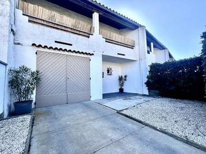 Maison 2 faces d'environ 70 m² sur une parcelle de 141 m²