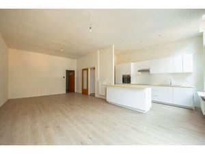 Gerenoveerd appartement midden in de stad