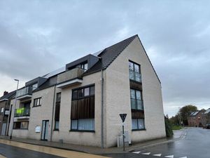 Dakappartement met 1 slaapkamer in het centrum van Hooglede