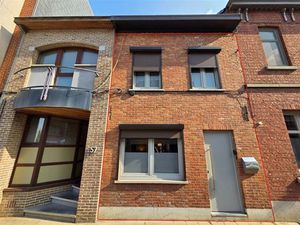 Charmante rijwoning met tuin in centrum Diest.