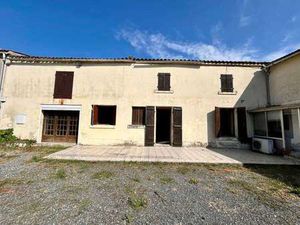 Vente Longère et corps de ferme à La Grève-sur-Mignon (17170) : à vendre / 152m² La Grève-