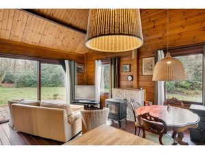 Huis te koop in Brasschaat met 2 slaapkamers