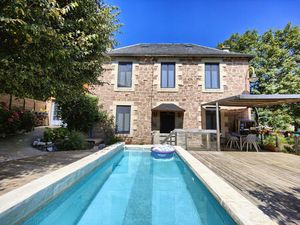 Vente maison 5 pièces 133m2 Saint-Geniez-d'Olt et d'Aubrac 12130 - 285000 € - Surface Priv