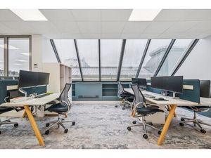 Location Local Professionnel 101m²