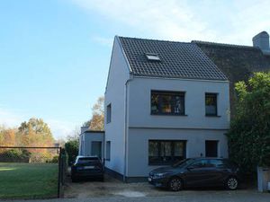 Huis te koop in Putte met 3 slaapkamers