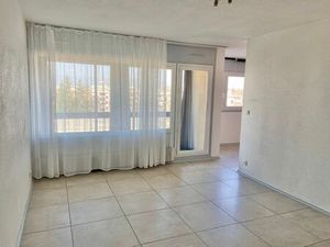 Location appartement 3 pièces 70m2 Annemasse 74100 - 1325 € - Surface Privée