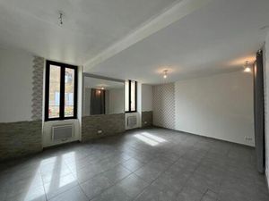 Location local commercial 40m2 Aire-sur-l'Adour 40800 - 534 € - Surface Privée