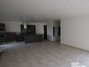 Maison Treffieux 6 pièce(s)