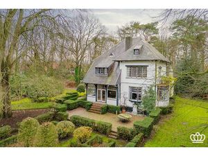 Huis te koop in Essen met 7 slaapkamers