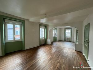 Location Appartement 4 pièces 82m²