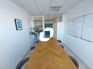 A LOUER  EMPLACEMENT PRIVILEGIE