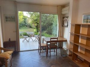 Location appartement 1 pièce 25 m² à Bordeaux (33000)