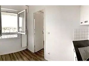 Location appartement 2 pièces 33 m² à Bordeaux (33000)