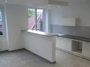 Location appartement 3 pièces 60 m² à Saint-Étienne (42000)