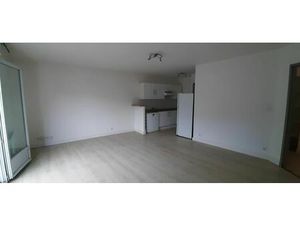 Location appartement 2 pièces 49 m² à Angers (49000)