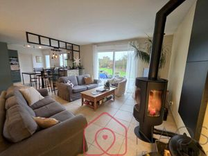 Vente maison 7 pièces 181 m² Châteauneuf-sur-Loire (45110)