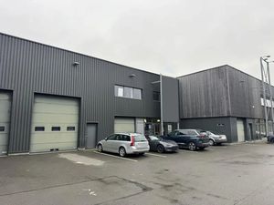 ZONE INDUSTRIELLE LA CHAPELLE D ' ARMENTIERES ENTREPOT A LOUER
