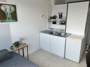 Location appartement 1 pièce 12 m² à motte castrale du Breucq (59491)