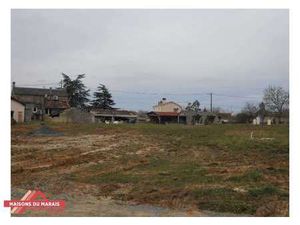 Vente Terrain à Coulonges-sur-l'Autize (79160) : à vendre / Coulonges-sur-l'Autize