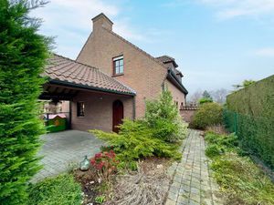 Villa à vendre avec terrasse et jardin   Luingne (VBD65103)