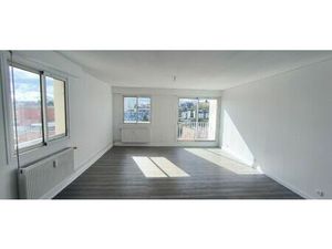 Location appartement 2 pièces 73 m² à Clermont-Ferrand (63000)