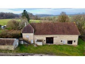 Ancienne ferme à rénover  sur terrain de 76 ares