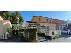 Vente maison 5 pièces 91 m² Prades (66500)