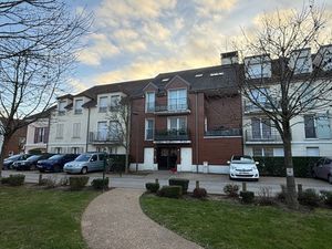 Appartement meublé à louer 3 pièces NEAUPHLE LE CHATEAU (78)