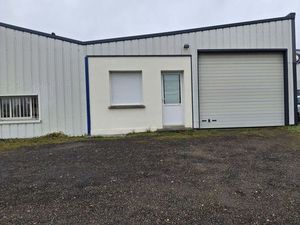 À LOUER – Local commercial / industriel