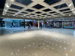 A louer à Issoire (63500) : Local commercial de 72m² au sein de du centre commercial Carre