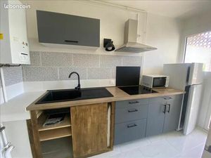 Studio 1 pièce 28 m²