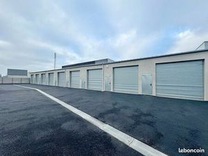 Parking/box 1 pièce 25 m²