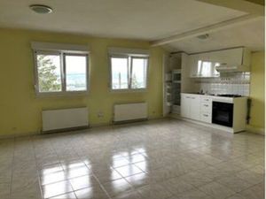 Exincourt F3 avec parking 1 er étage