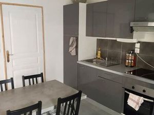 Location t2 chapelle heulin