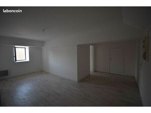 Studio 1 pièce 52 m²