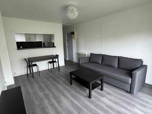 Deux pieces meublés au calme