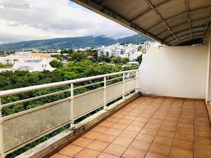 Beau T2 de 60 m² avec varangue STE CLOTILDE