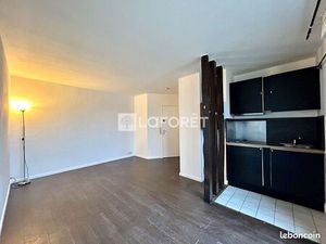 Studio 1 pièce 24 m²
