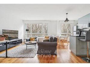 Appartement Paris 3 pièce(s) 65.55 m2