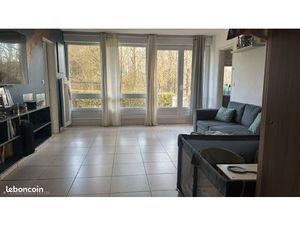 Appartement avec jardin à Marly