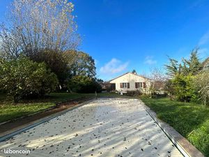 Maison 5 chambres  piscine  emplacement idéal