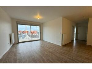 Location appartement  m² T-3 à Saint-Jean-de-Braye  840 €