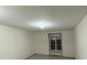 Location appartement  m² T-2 à Saint-Quentin  445 €