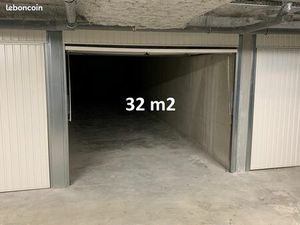 Garage 37 m2 - Residence sécurisée