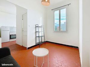 Appartement T2 rénové 30m2 - Arenc