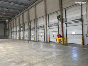 Local logistique 6 751 m²