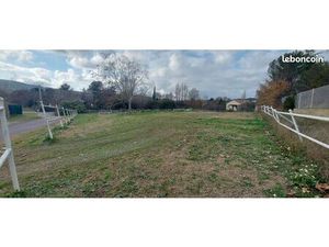 Terrain Simiane Collongue