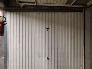 Box 14 5 m² - Salon-de-Provence