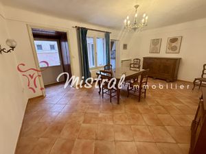 LOCATION LOUé MEUBLE AIGUES-MORTES MAISON DE VILLAGE 2 CHAM