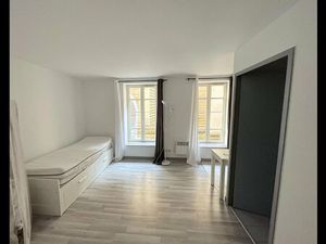 TB Studio meublé 21m² au calme  ESQUIROL